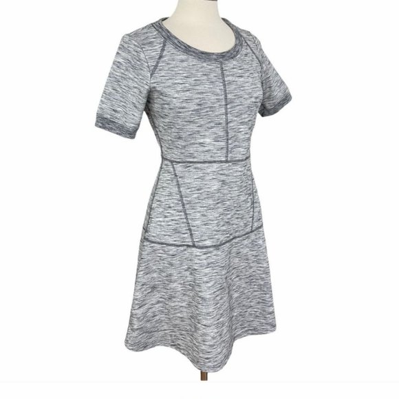NWOT Athleta En Route Gray Exposed Seaming Fit & Flare Short Sleeve Midi - Picture 2 of 13